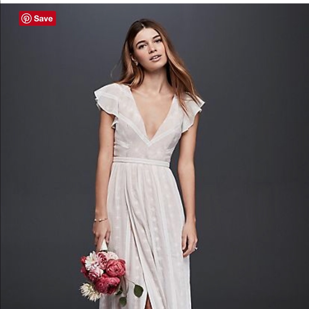 ☀️NWT Embroidered Chiffon Flitter Sleeve Dress